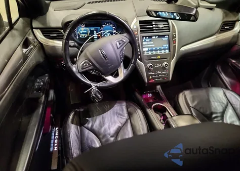 2017 Lincoln Mkc Select z USA, uszkodzony, nr VIN 5LMCJ2D91HUL32962